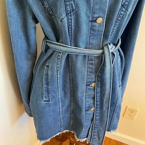 Pretty Little Thing Mid Wash Tie Waist Denim Dress - Picture 3 of 6